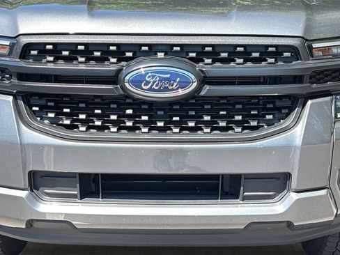 Used 2025 Ford Ranger XL RWD image 23