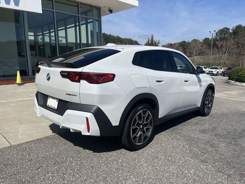Used 2025 BMW X2 xDrive28i image 8