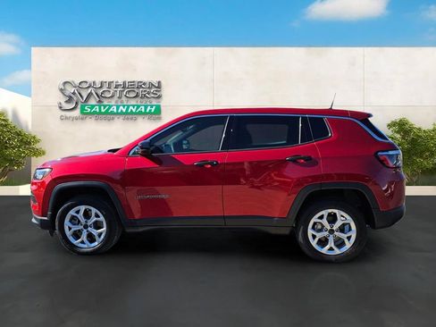 Used 2025 Jeep Compass Sport AWD/4WD image 2