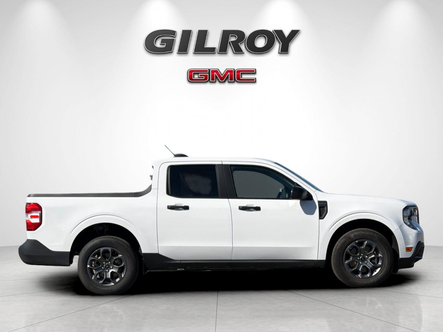 Used 2026 Ford Maverick XLT w/ Equipment Group 301A AWD/4WD image 2