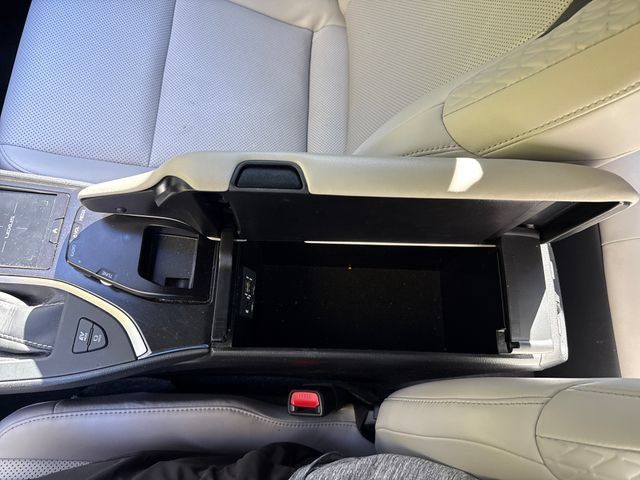 Used 2020 Lexus UX 250h w/ Premium Package AWD/4WD image 24