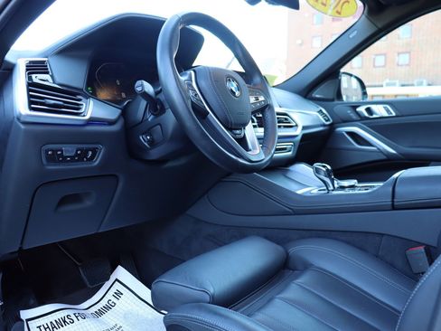 Used 2021 BMW X6 xDrive40i w/ Premium Package image 10