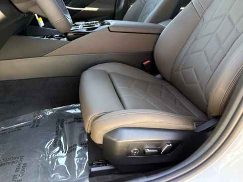 New 2027 BMW 530i RWD image 19