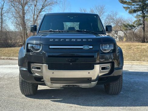 Used 2021 Land Rover Defender 90 X image 2