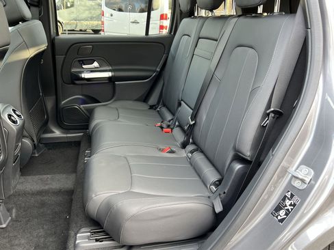 New 2026 Mercedes-Benz GLB 250 4MATIC image 24
