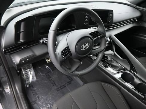 New 2026 Hyundai Elantra SEL Sport Premium FWD image 16