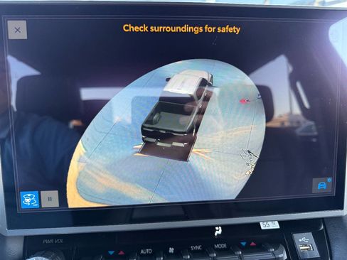 Used 2025 Toyota Tundra Platinum image 44