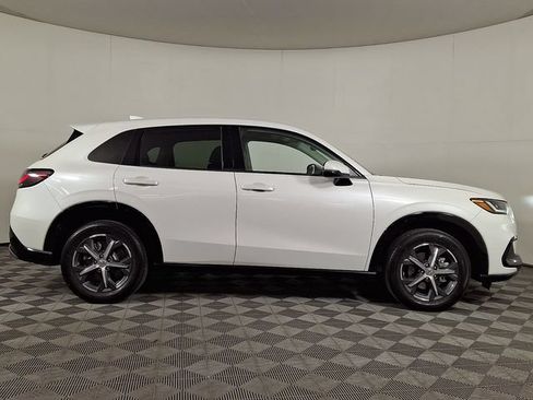 Used 2024 Honda HR-V EX-L image 10