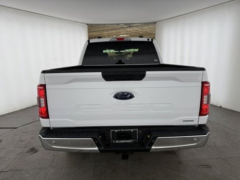 Used 2023 Ford F150 XLT w/ Trailer Tow Package AWD/4WD image 4