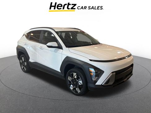 Used 2025 Hyundai Kona SEL image 1