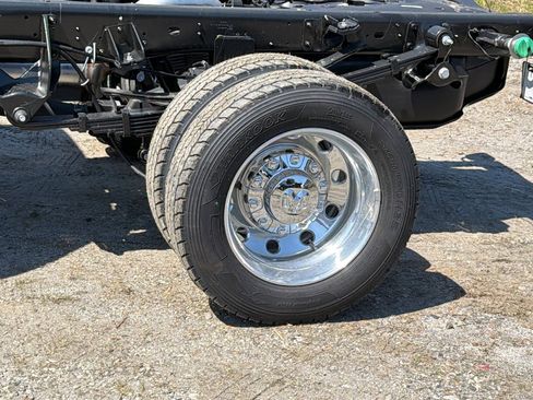 New 2026 RAM 5500 Tradesman w/ Chrome Appearance Group AWD/4WD image 12