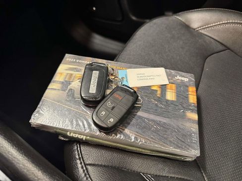 Used 2023 Jeep Compass High Altitude AWD/4WD image 30