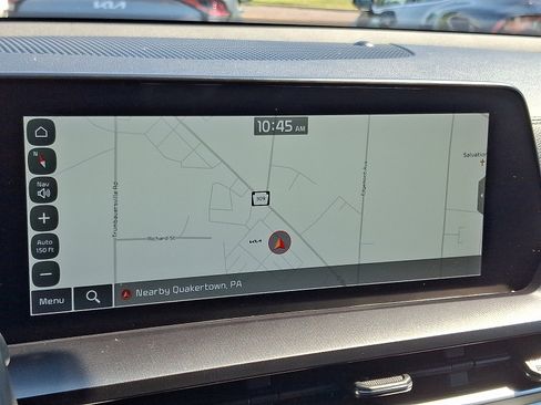 Used 2024 Kia Telluride S image 17