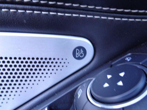 Used 2020 Ford Explorer ST w/ ST Street Pack image 14