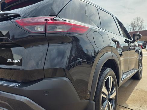 Used 2023 Nissan Rogue SL w/ SL Premium Package image 21