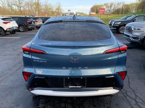 Used 2025 Buick Envista Sport Touring w/ Convenience I Package FWD image 4