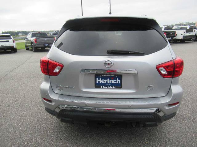 Used 2018 Nissan Pathfinder SV w/ SV Tech Package AWD/4WD image 6