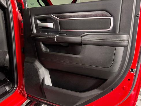 Used 2024 RAM 2500 Big Horn w/ Bed Utility Group image 27