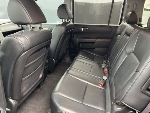 Used 2011 Honda Pilot Touring image 10