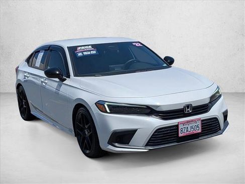 Used 2022 Honda Civic Sport image 3