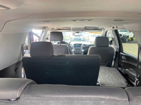 Used 2019 Chevrolet Suburban LS image 11