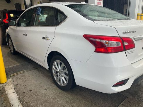 Used 2019 Nissan Sentra SV FWD image 5