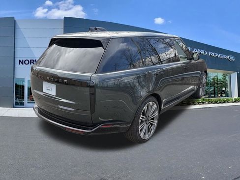 New 2026 Land Rover Range Rover Long Wheelbase SE AWD/4WD image 8