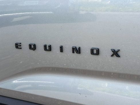 Used 2025 Chevrolet Equinox RS w/ Safety and Technology Package image 12