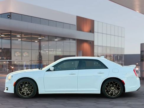 Used 2017 Chrysler 300 S w/ Safetytec Plus Group image 6