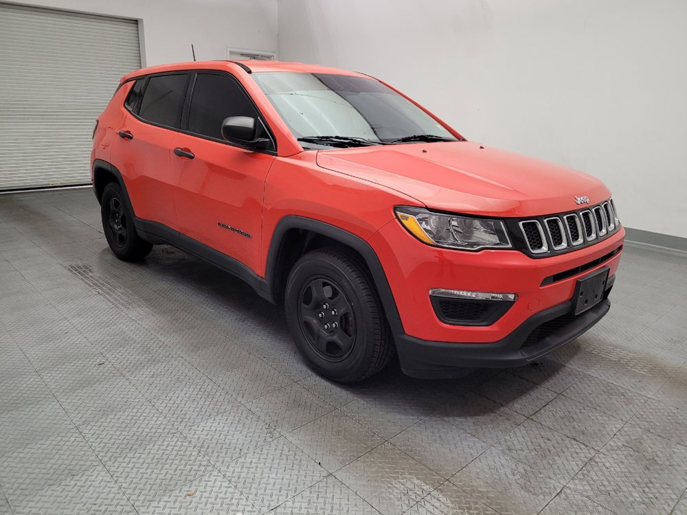 Used 2018 Jeep Compass Sport w/ Tech Group FWD image 13