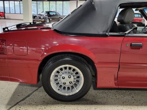 Used 1989 Ford Mustang GT RWD image 38