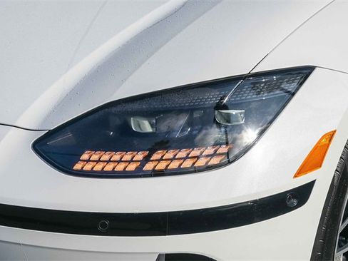 Certified 2023 Hyundai Ioniq 6 Limited image 12