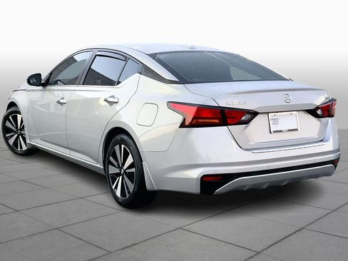 Used 2022 Nissan Altima 2.5 SV image 12