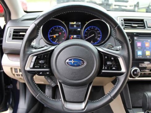 Used 2018 Subaru Outback 3.6R Limited image 23