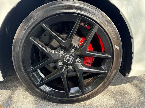 Used 2025 Honda Civic Sport image 36