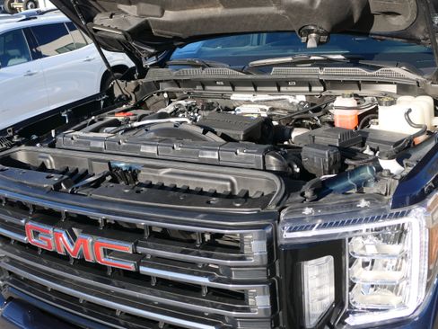 Used 2023 GMC Sierra 2500 AT4 image 29