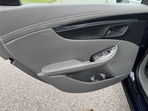 Used 2019 Chevrolet Impala LT image 30