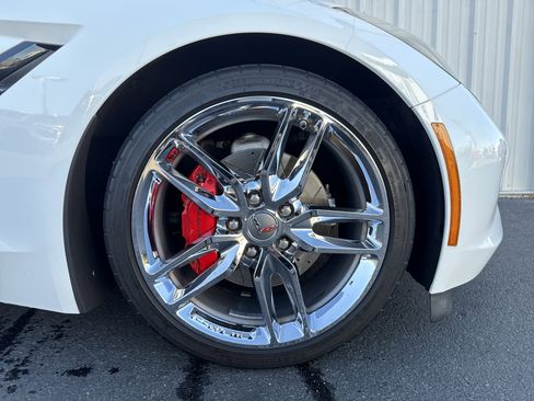 Used 2015 Chevrolet Corvette Stingray Coupe w/ 2LT Preferred Equipment Group image 37