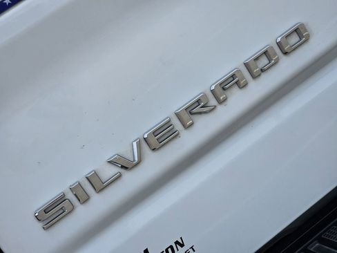 Used 2022 Chevrolet Silverado 1500 RST image 15