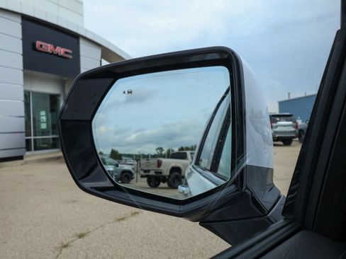 New 2026 GMC Yukon XL Denali w/ Sun & Power Step Package AWD/4WD image 31
