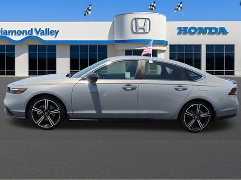 Used 2024 Honda Accord Sport image 9