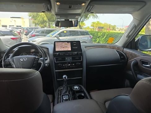 Certified 2024 INFINITI QX80 Premium Select w/ All-Season Package AWD/4WD image 5