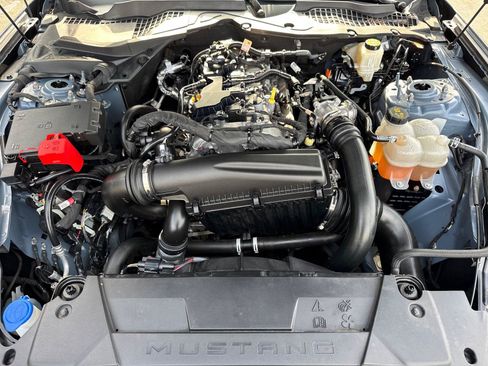 Used 2024 Ford Mustang Coupe RWD image 8