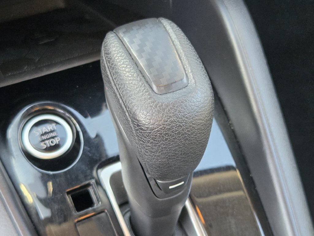 Used 2025 Nissan Versa SV FWD image 20