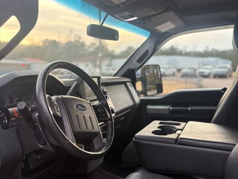 Used 2016 Ford F350 Lariat w/ Lariat Ultimate Package image 42