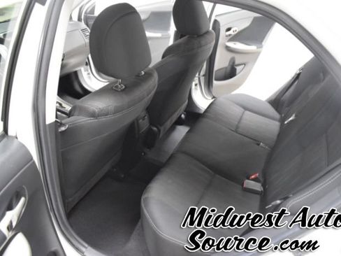 Used 2012 Toyota Corolla S FWD image 24