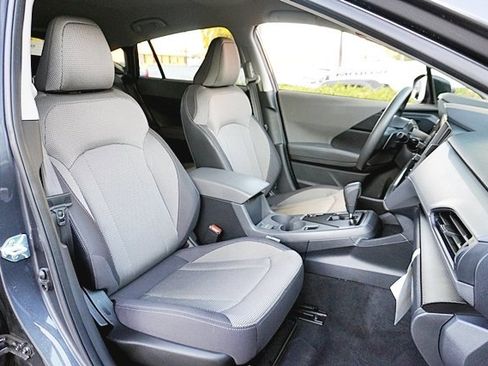 Used 2024 Subaru Crosstrek 2.0i Premium image 12