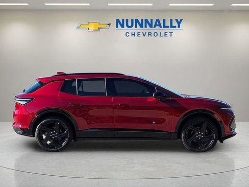 New 2025 Chevrolet Equinox EV RS w/ Active Safety Package 3 AWD/4WD image 6
