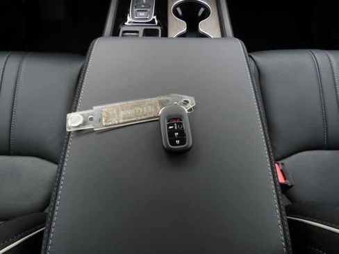 New 2026 Honda Pilot Elite image 32