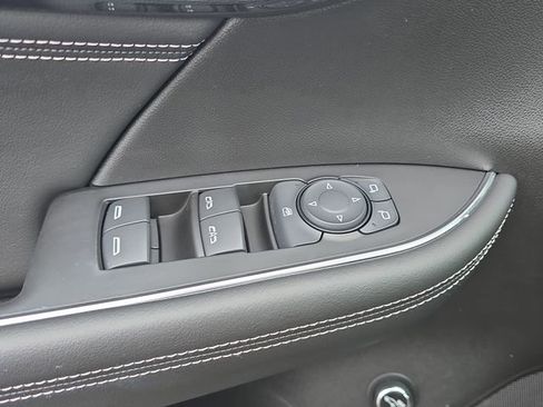 Used 2023 Buick Envision Preferred image 30